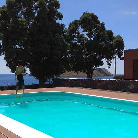 Guest house Alluar 4*