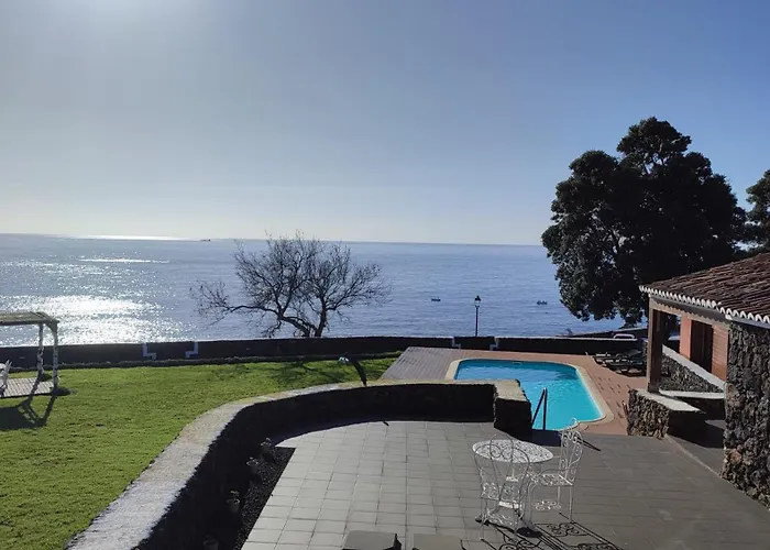 Alluar 招待所 英雄港