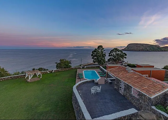 Alluar Guest house 4*