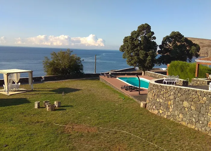 Alluar Guest house 4*